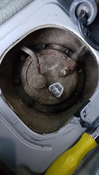 Skift af brændstoffilter