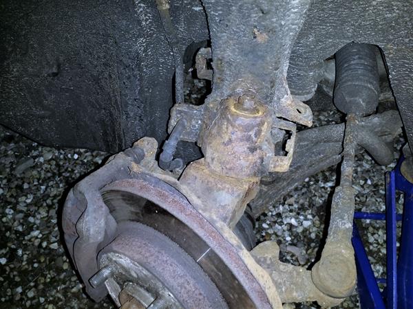 Primera P10 bærekugle (front, top)