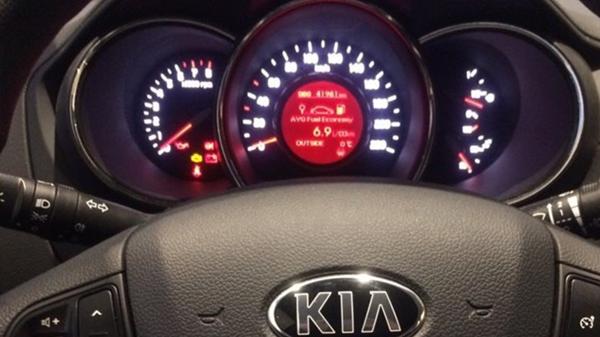 Kia Rio instrument 