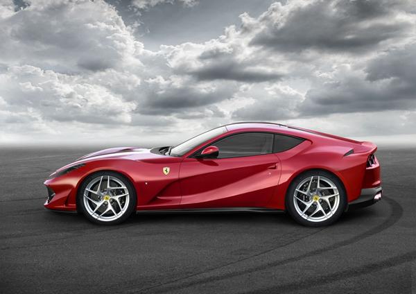 News Ferrari, Opel Insignia motorprgram!
