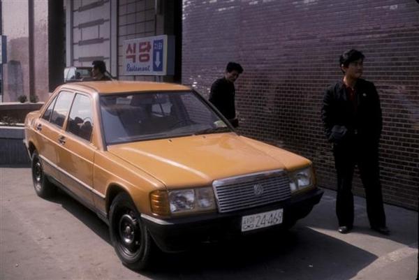 Den Nordkoreanske Mercedes 190 - kaengsaeng 88