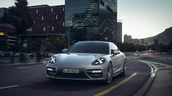 News Porsche's Tesla fighter!