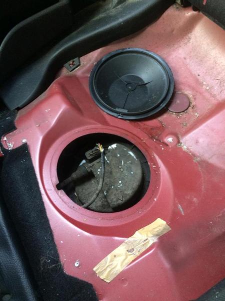 Peugeot 206 - 2001 benzpumpe/problem