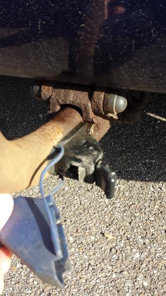 Aftageligt anhængertræk peuoget 206