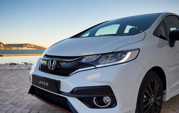 News: Honda Jazz og Acura RLX.