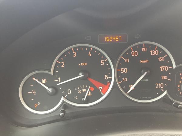 Peugeot 206 bliver varm