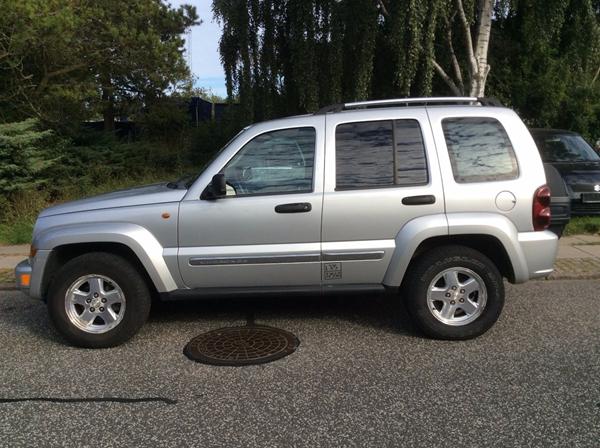 Jeep Cherokee  3,7 aut. 211HK