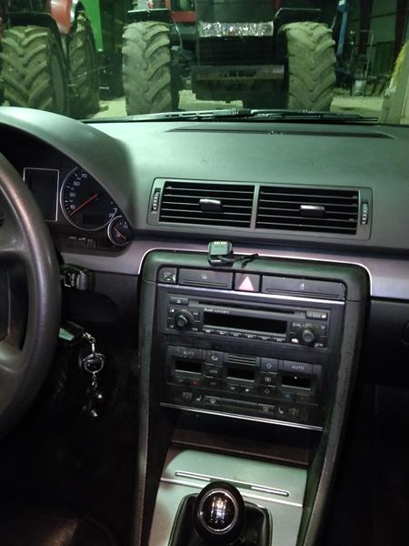 tilslutte af aux kabel? a4 b6