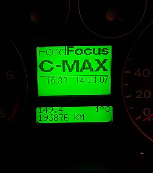Lys i display på Ford C-Max slukker ikke