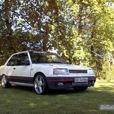 Peugeot 309 GTI