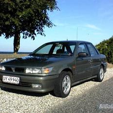 Mitsubishi Lancer GLXI 93