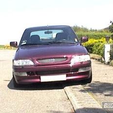 Ford Escort 1.8i Sport 16V