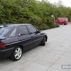 Ford Escort_SOLGT