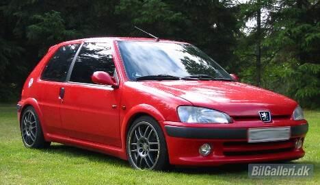Peugeot 106 1,6 GTI 16v **SOLGT** billede 1