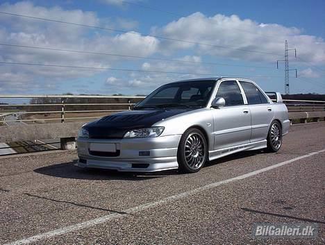 Mitsubishi lancer SOLGT billede 2