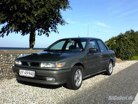 Mitsubishi Lancer GLXI 93 billede 2