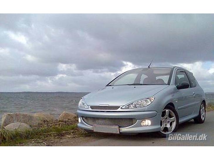 Peugeot 206 GTi billede 1