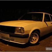 Opel Ascona B