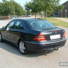 Mercedes Benz C220 CDI