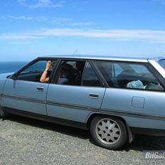 Mitsubishi Magna SE (afhændet)