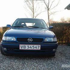 Opel astra f 