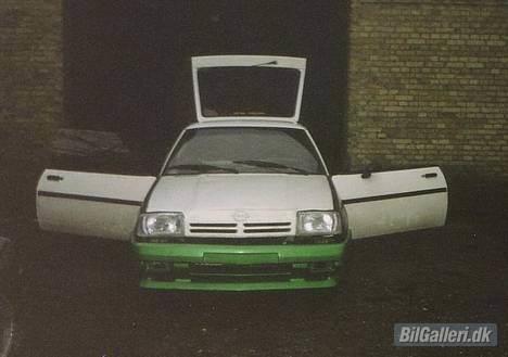 Opel Manta bcc (tidligere bil) - sådan så den ud da jeg købte den billede 3