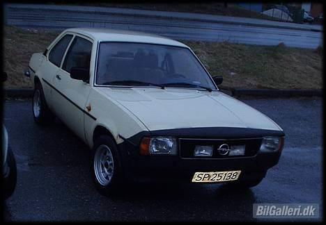 Opel Ascona B 2.0N billede 3