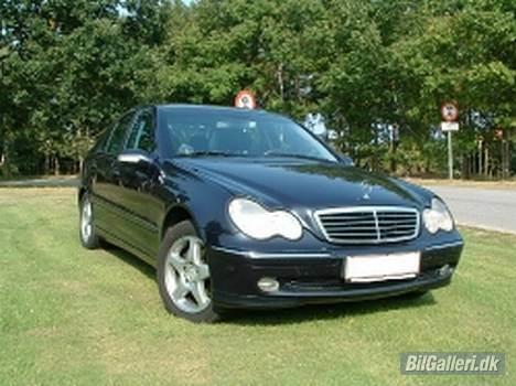 Mercedes Benz C220 CDI - Dette er min firmabil. billede 3