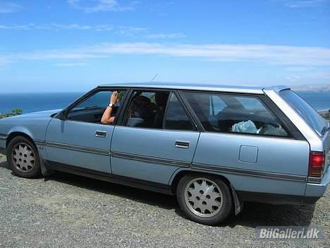 Mitsubishi Magna SE (afhændet) - En del af en fantastisk udsigt! billede 1