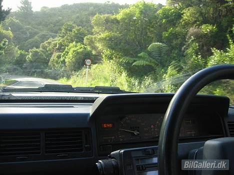 Mitsubishi Magna SE (afhændet) - Kør bare 100km/t igennem det sving! billede 8