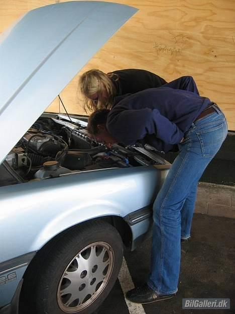 Mitsubishi Magna SE (afhændet) - Hvor fa´en sidder oliepinden?!? billede 7