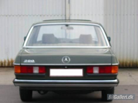 Mercedes Benz 200 w123 billede 6