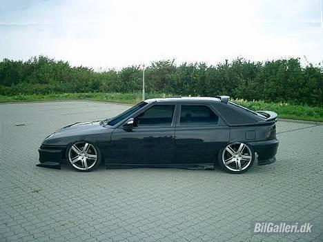 Mazda 323f 1.8 gt (solgt) billede 5