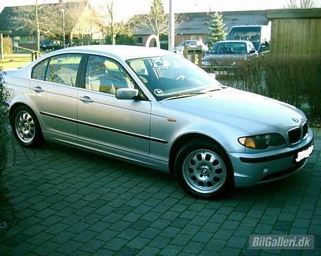 BMW 325 billede 1