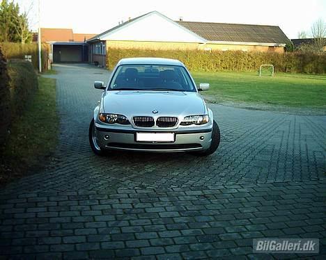 BMW 325 billede 2