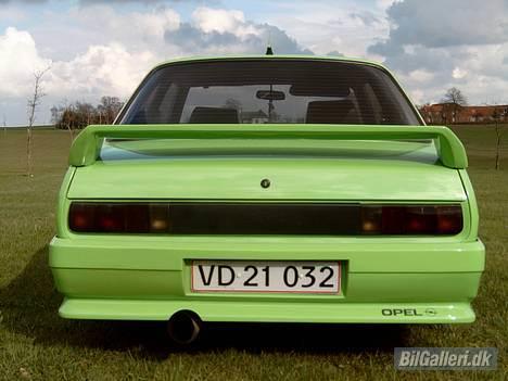 Opel ascona b - når en bred røv, er en god røv.. billede 8