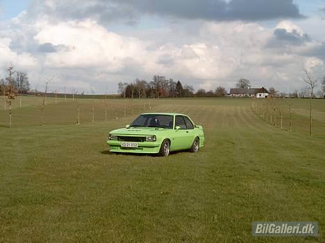 Opel ascona b billede 9