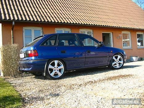 Opel astra f  billede 1