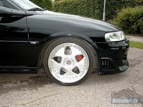 Opel Vectra B*Den sorte* - Pæn og diskret...forkofanger med fede kurver billede 7