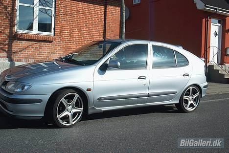 Renault Megane 2,0. RT - gammel billede billede 5