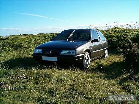 Citroën ZX - 1400 a de vilde ccm - Den fine vogn, med std kofangere og HELT nye fælge.... billede 1