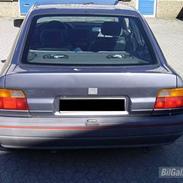 Ford escort 1,6 i SOLGT