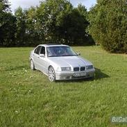 BMW e36 320 
