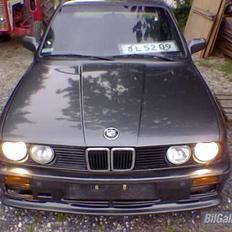 BMW 320i SOLGT !!!!!!
