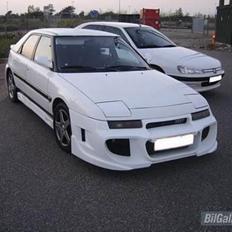 Mazda 323 F *Solgt*