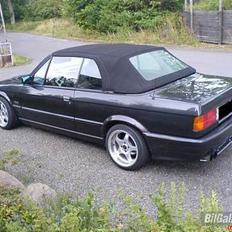 BMW 325i cabriolet *SOLGT*