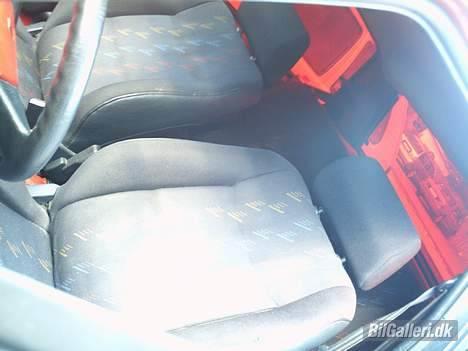 Citroën ax SOLGT - tjek lige hvor fedt det ser ud med rød film. man ser altid rødt. billede 14