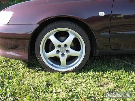 Toyota carina e (SOLGT) billede 12