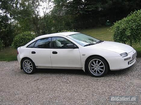 Mazda 323F - RIP billede 12