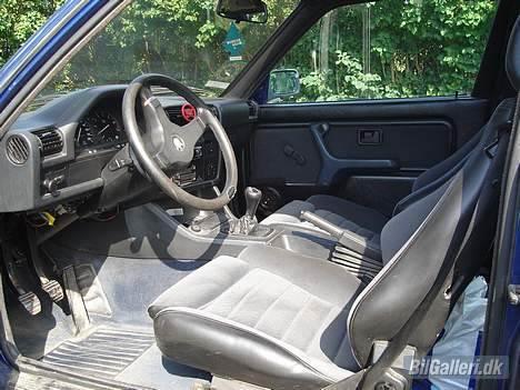 BMW 320i SOLGT - Mine dejlige sæder billede 9